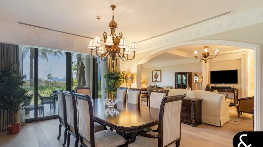 5 غرفة نوم  فيلا في The Crescent, الإمارات العربية المتحدة رقم 1312 № 2