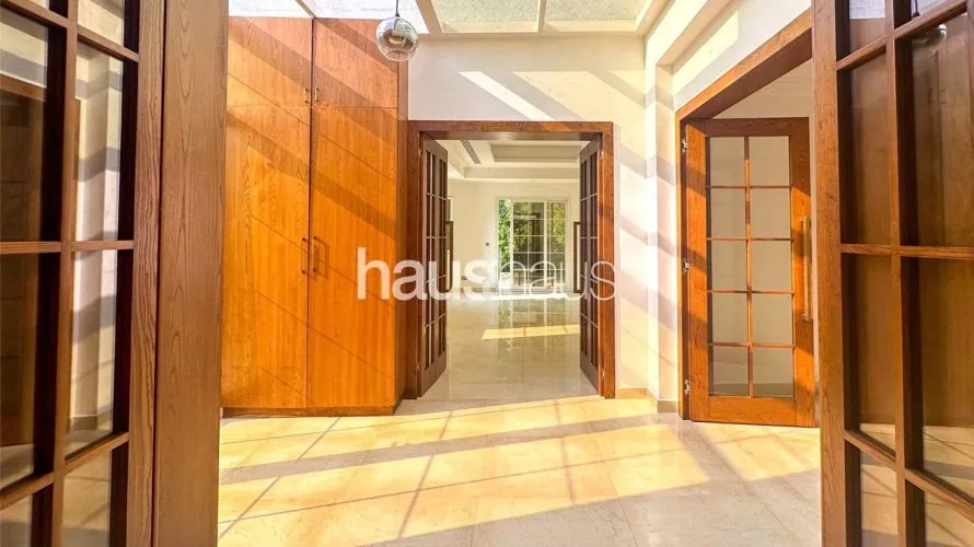 6 غرفة نوم  فيلا في Emirates Hills, الإمارات العربية المتحدة رقم 801 № 8