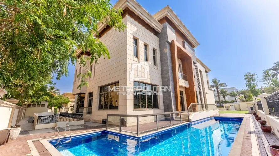 6 غرفة نوم  فيلا في Emirates Hills, الإمارات العربية المتحدة رقم 667