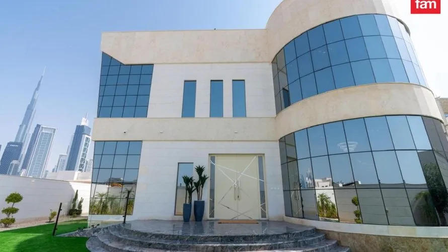 5 غرفة نوم  فيلا في الوصل, الإمارات العربية المتحدة رقم 689