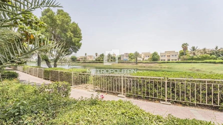 4 غرف نوم فيلا في Meadows, الإمارات العربية المتحدة رقم 1242 № 15