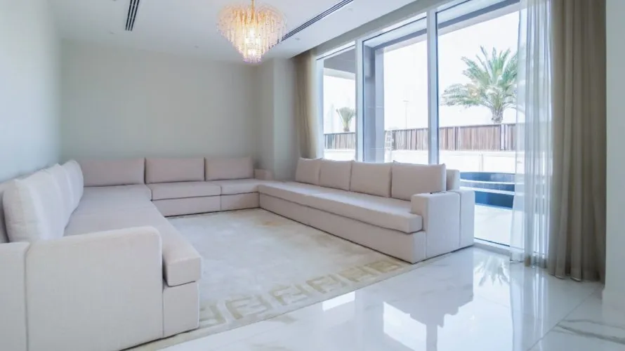 7 غرفة نوم  فيلا في Emirates Hills, الإمارات العربية المتحدة رقم 207 № 2