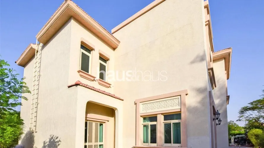 4 غرف نوم فيلا في Jumeirah Islands, الإمارات العربية المتحدة رقم 831 № 1