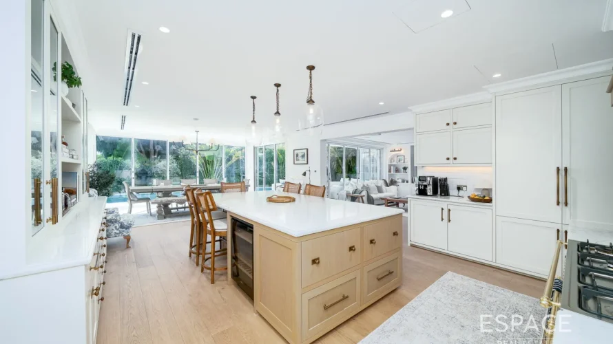 4 غرف نوم فيلا في دبي, الإمارات العربية المتحدة رقم 1021 № 1