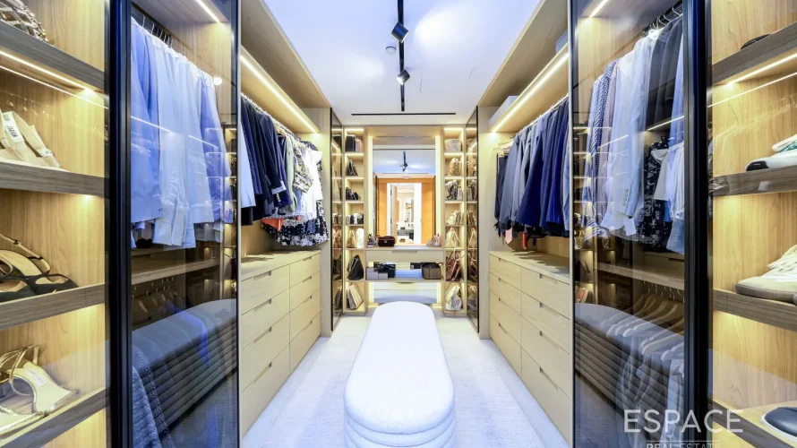 5 غرفة نوم  فيلا في البحيرات, الإمارات العربية المتحدة رقم 1017 № 9