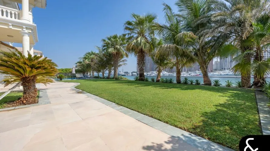 6 غرفة نوم  فيلا في Signature Villas, الإمارات العربية المتحدة رقم 1303 № 5