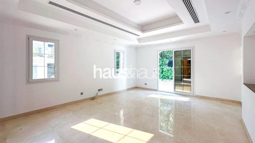 6 غرفة نوم  فيلا في Emirates Hills, الإمارات العربية المتحدة رقم 801 № 24