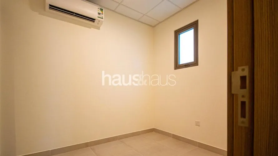 4 غرف نوم فيلا في District One, الإمارات العربية المتحدة رقم 820 № 5