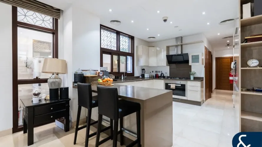 4 غرف نوم فيلا في Jumeirah Park Homes, الإمارات العربية المتحدة رقم 1369 № 8