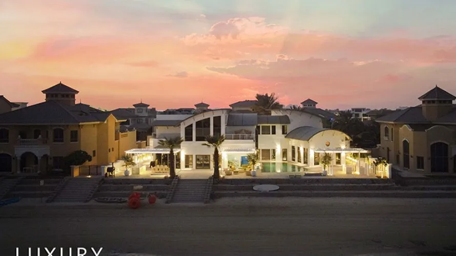 6 غرفة نوم  فيلا في Signature Villas, الإمارات العربية المتحدة رقم 251 № 26