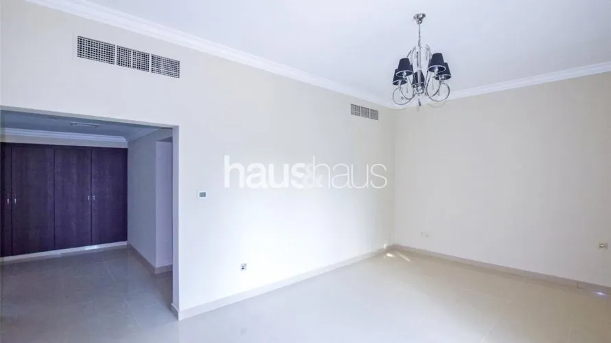 4 غرف نوم فيلا في Jumeirah Islands, الإمارات العربية المتحدة رقم 831 № 10