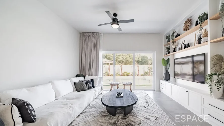 4 غرف نوم فيلا في Meadows, الإمارات العربية المتحدة رقم 1188 № 1