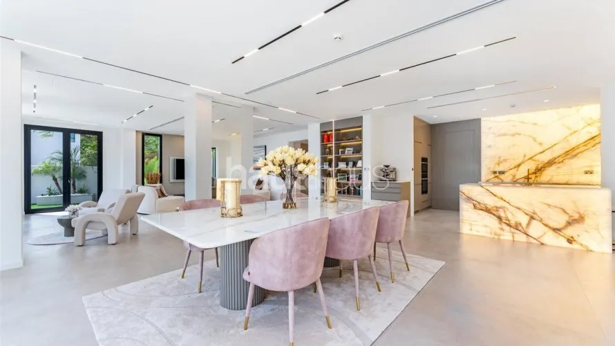 5 غرفة نوم  فيلا في عقارات جميرا للغواف, الإمارات العربية المتحدة رقم 824 № 5