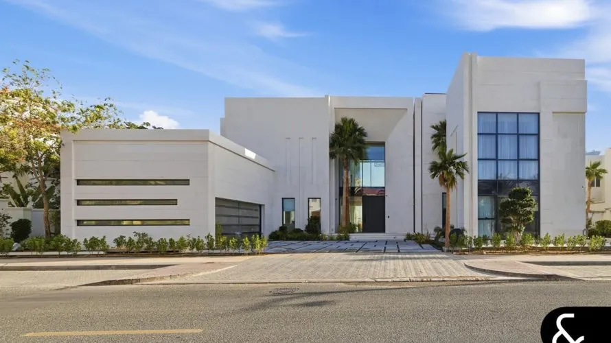 6 غرفة نوم  فيلا في Signature Villas, الإمارات العربية المتحدة رقم 2297 № 3