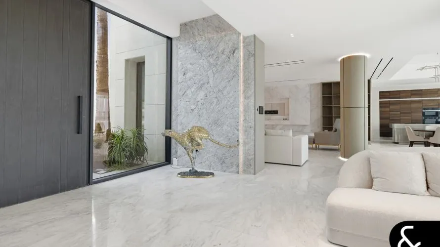 6 غرفة نوم  فيلا في Signature Villas, الإمارات العربية المتحدة رقم 2297 № 9
