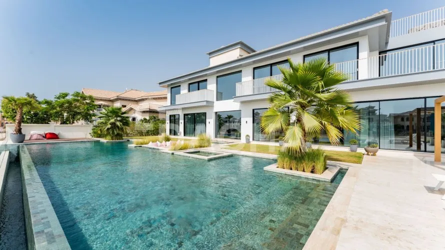 6 غرفة نوم  فيلا في Signature Villas, الإمارات العربية المتحدة رقم 2424 № 9