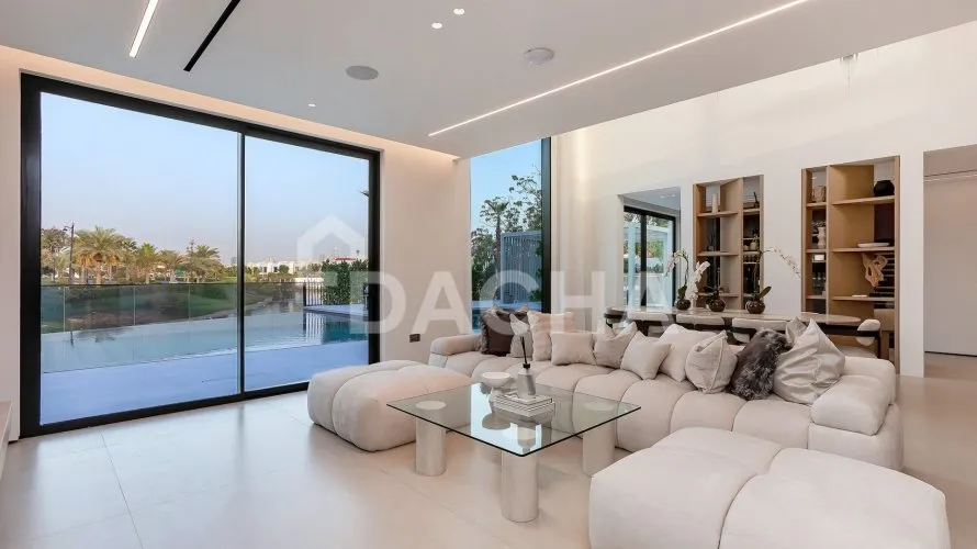 5 غرفة نوم  فيلا في Jumeirah Islands, الإمارات العربية المتحدة رقم 2402