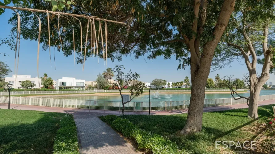 4 غرف نوم فيلا في Meadows, الإمارات العربية المتحدة رقم 2959 № 18