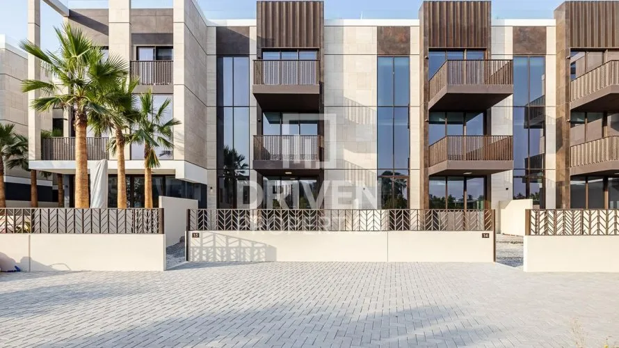 3 غرف نوم فيلا في Jumeirah Bay Island, الإمارات العربية المتحدة رقم 3596 № 2