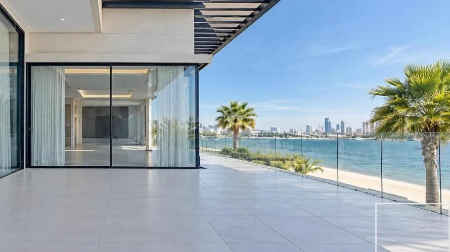 6 غرفة نوم  فيلا في Signature Villas, الإمارات العربية المتحدة رقم 4114 № 16