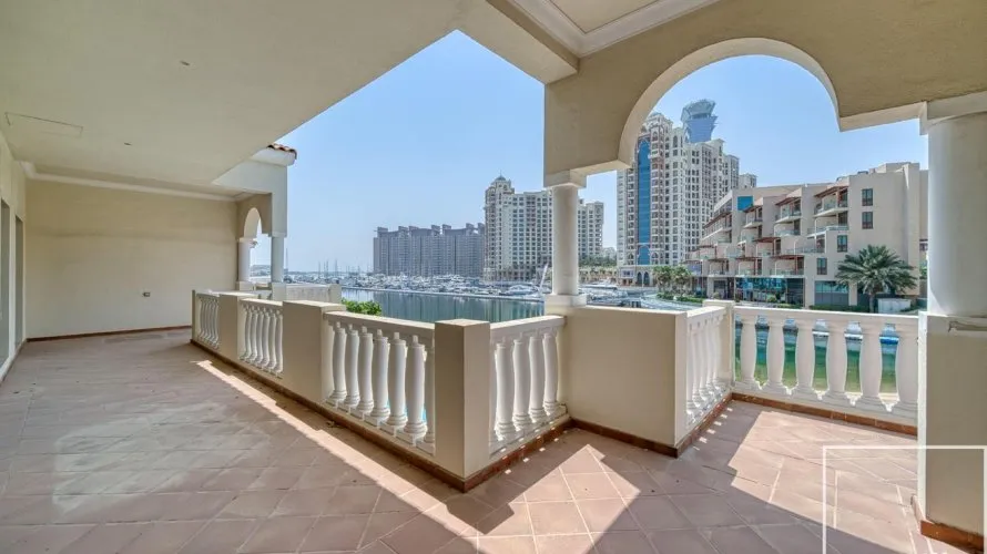6 غرفة نوم  فيلا في Signature Villas, الإمارات العربية المتحدة رقم 4022 № 7