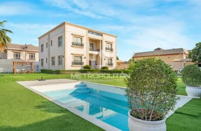 Villa de 5 dormitorios en Al Barsha, UAE No. 1269