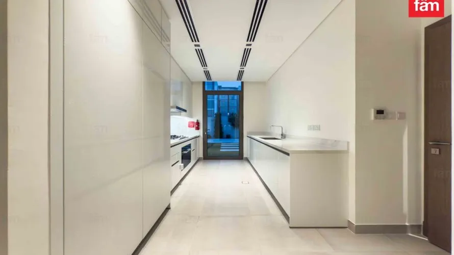 Villa de 4 dormitorios en Dubai, UAE No. 992 № 7