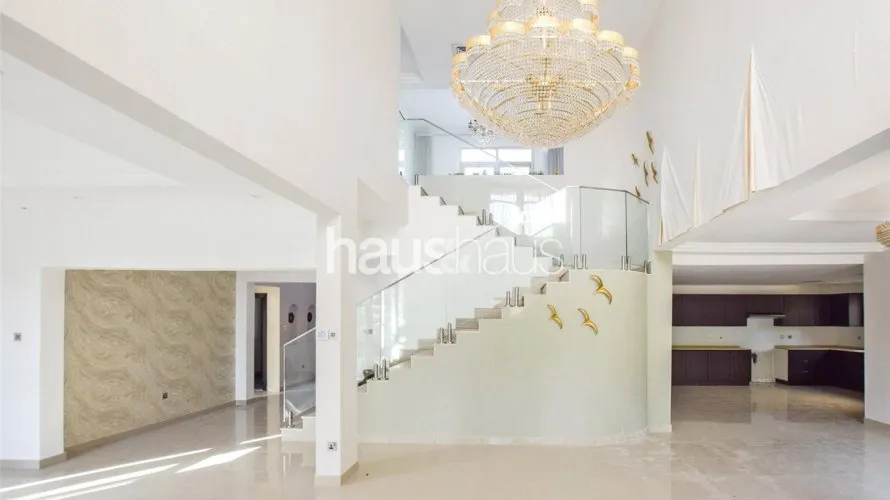 Villa de 4 dormitorios en Jumeirah Islands, UAE No. 831 № 6