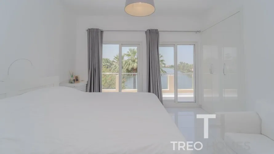 Villa de 5 dormitorios en Meadows, UAE No. 680 № 5