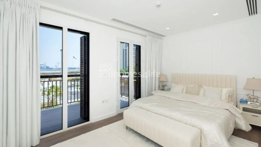 Villa de 4 dormitorios en La Mer, UAE No. 1722 № 6