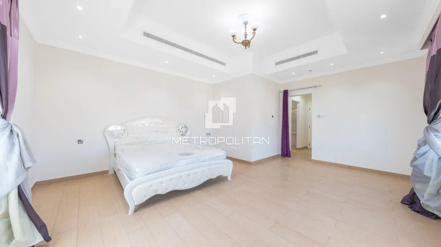 Villa de 6 dormitorios en Al Barsha, UAE No. 1274 № 23