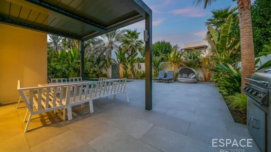 Villa de 5 dormitorios en Meadows 1, UAE No. 1030 № 16