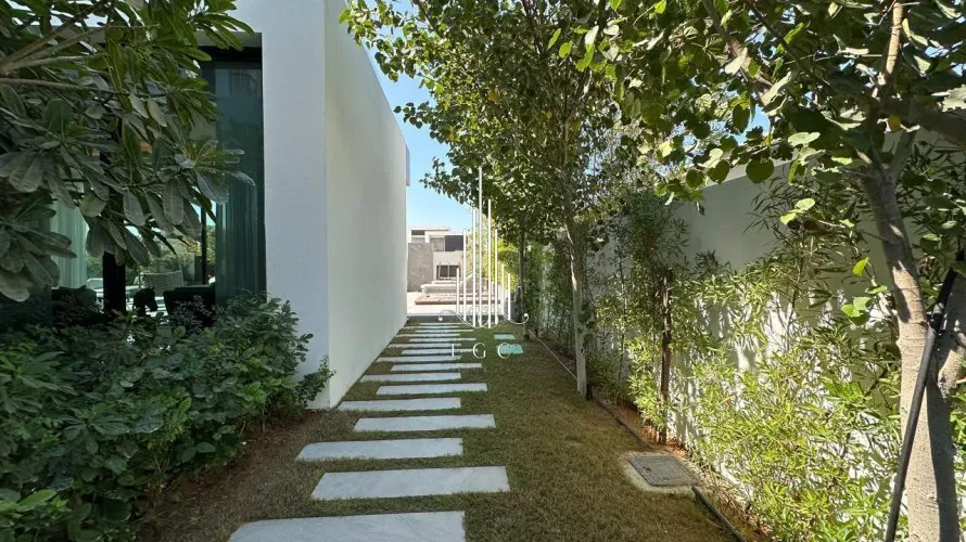 Villa de 6 dormitorios en Ghantoot, UAE No. 630 № 19