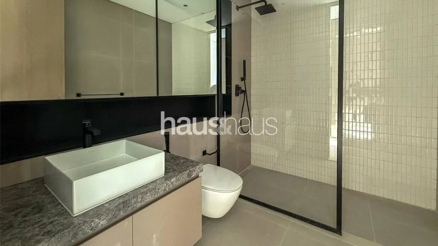 Villa de 6 dormitorios en Harmony, UAE No. 792 № 20