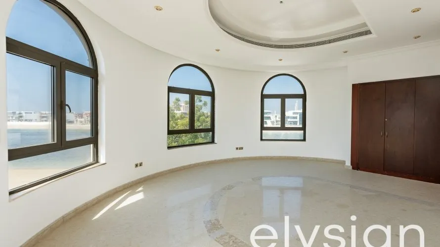 Villa de 5 dormitorios en Signature Villas, UAE No. 642 № 10