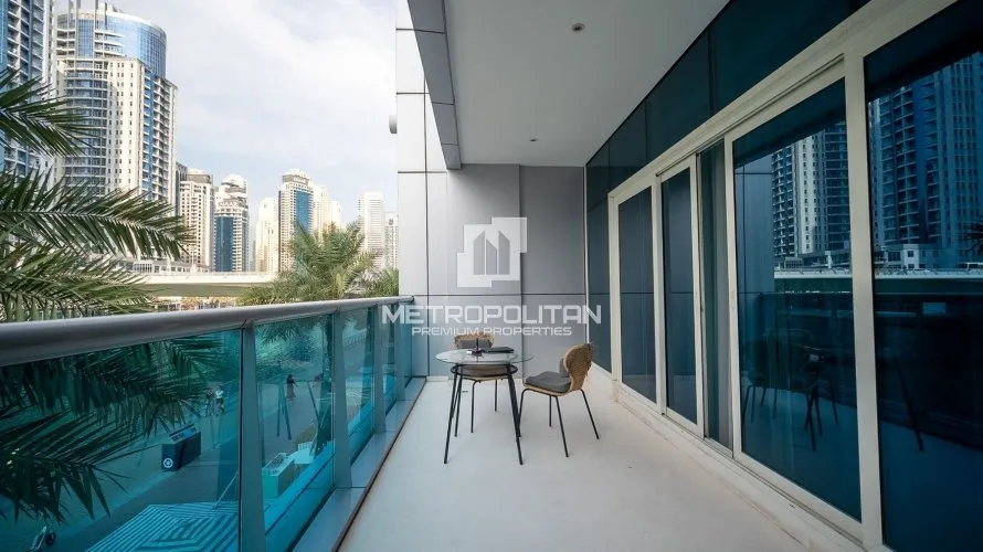 Villa de 4 dormitorios en Dubai Marina, UAE No. 666 № 18