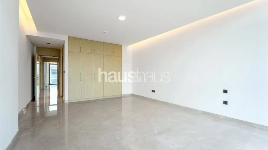 Villa de 5 dormitorios en Golf Place, UAE No. 826 № 15