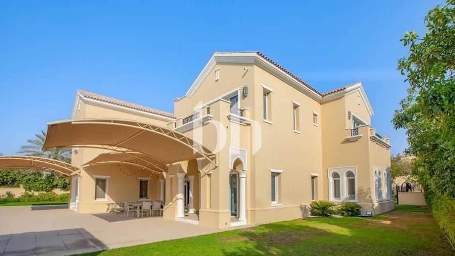 Villa de 6 dormitorios en Arabian Ranches, UAE No. 963