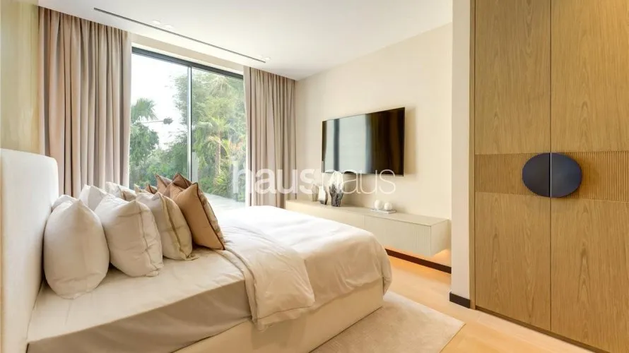 Villa de 5 dormitorios en Jumeirah Islands, UAE No. 785 № 6