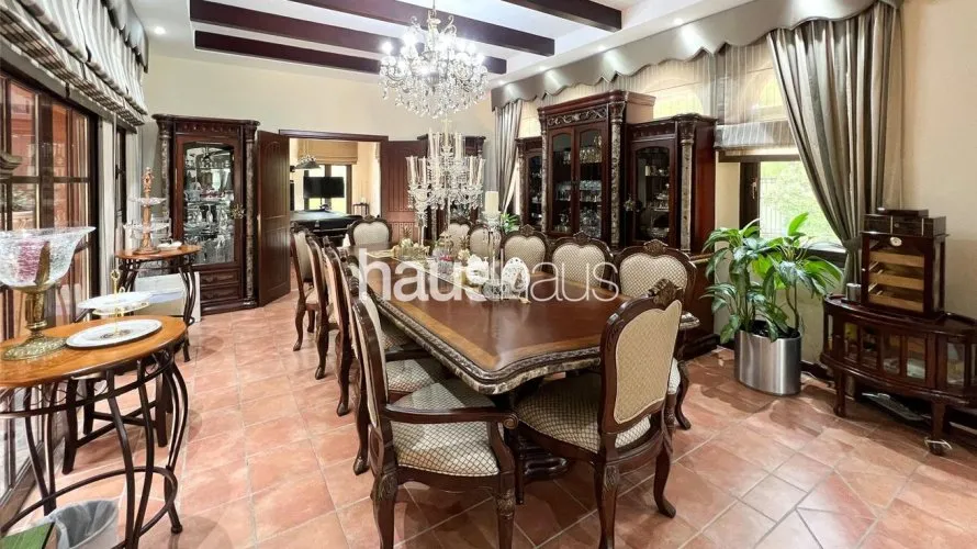 Villa de 6 dormitorios en The Villa, UAE No. 766 № 4