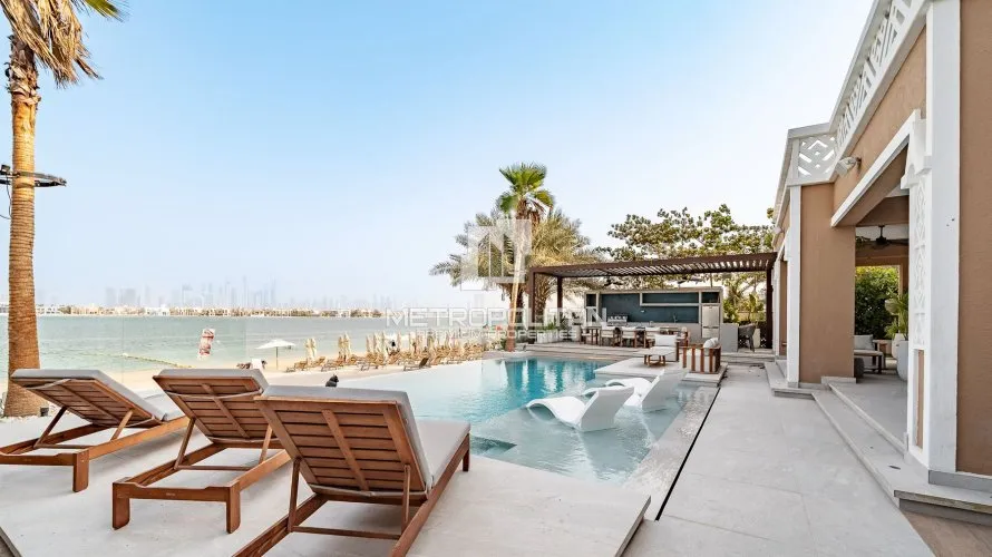 Villa de 5 dormitorios en Palm Jumeirah, UAE No. 1240 № 1