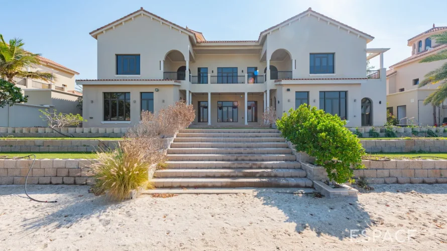 Villa de 6 dormitorios en Palm Jumeirah, UAE No. 1042 № 11