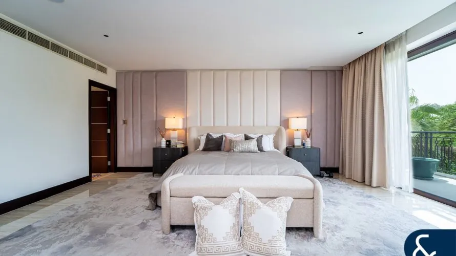 Villa de 5 dormitorios en Jumeirah Golf Estates, UAE No. 1326 № 14