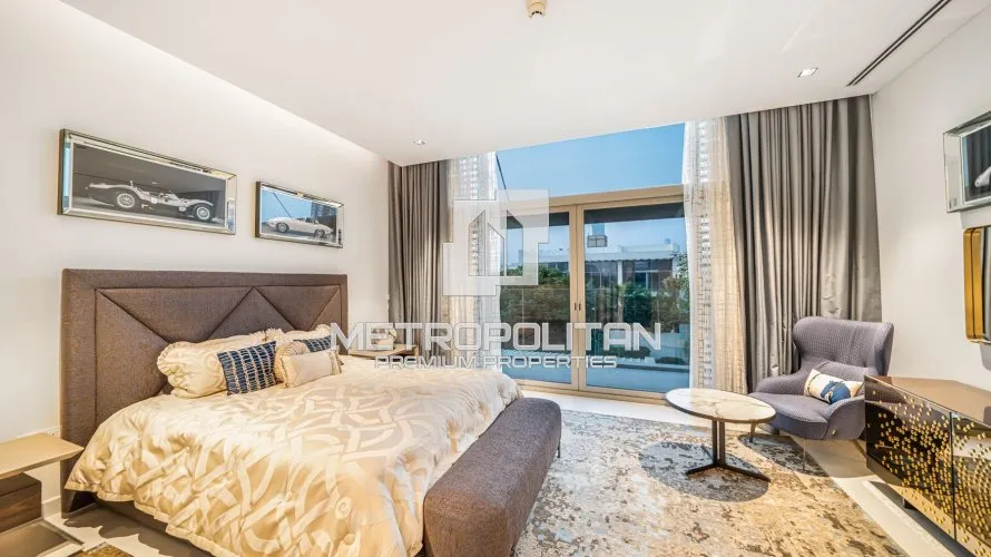 Villa de 5 dormitorios en District One, UAE No. 1230 № 16