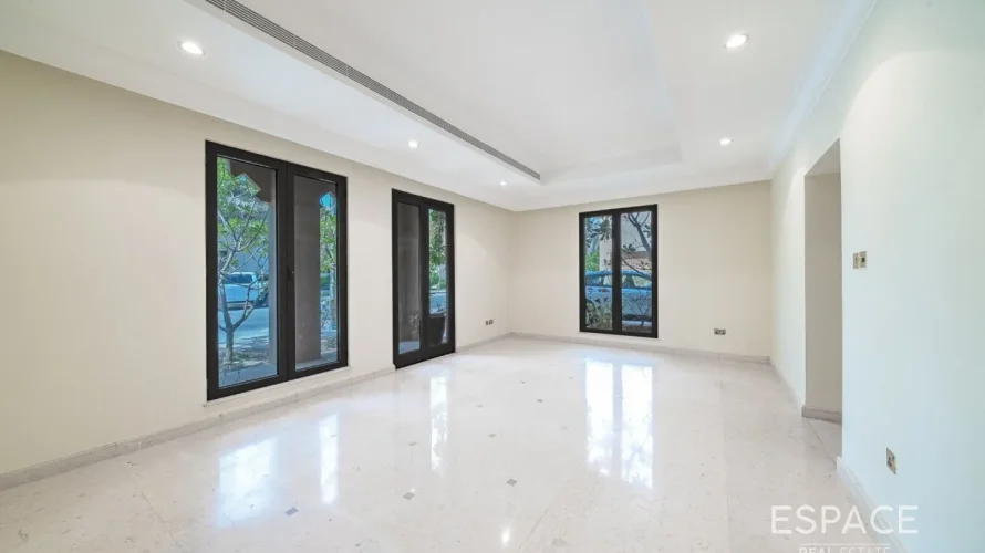 Villa de 6 dormitorios en Palm Jumeirah, UAE No. 1044 № 3