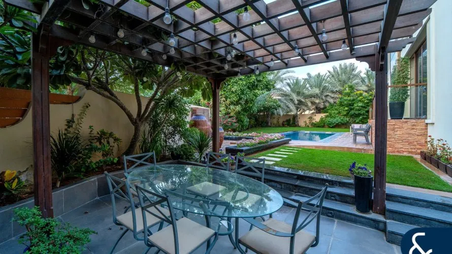 Villa de 5 dormitorios en Jumeirah Golf Estates, UAE No. 1547 № 27