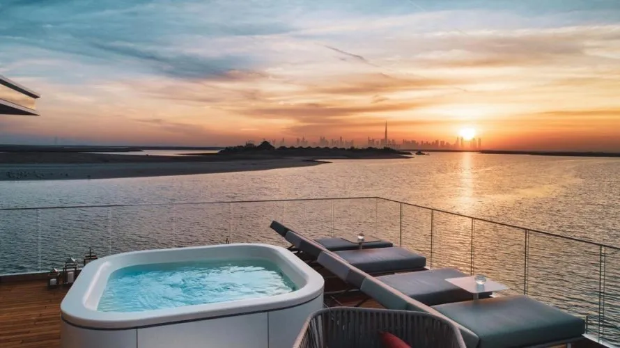 Villa de 3 dormitorios en The World Islands, UAE No. 700 № 1