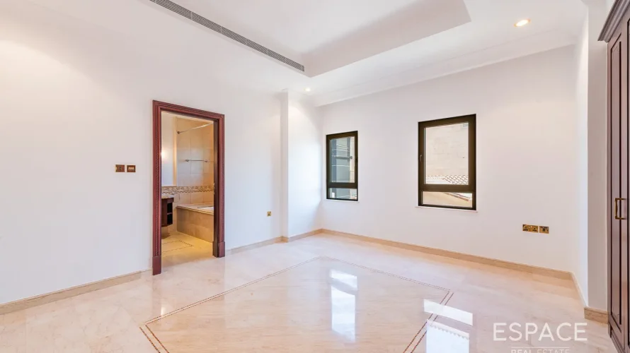 Villa de 6 dormitorios en Palm Jumeirah, UAE No. 1043 № 13