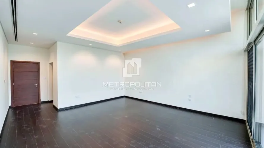 Villa de 6 dormitorios en District One, UAE No. 673 № 12