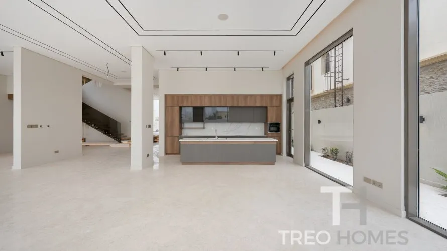 Villa de 6 dormitorios en Jumeirah Park, UAE No. 643 № 9